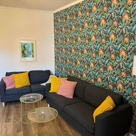 H&H Apartment Im Herzen Von Greifswald Zentral In Der Langen Reihe Bagian luar foto