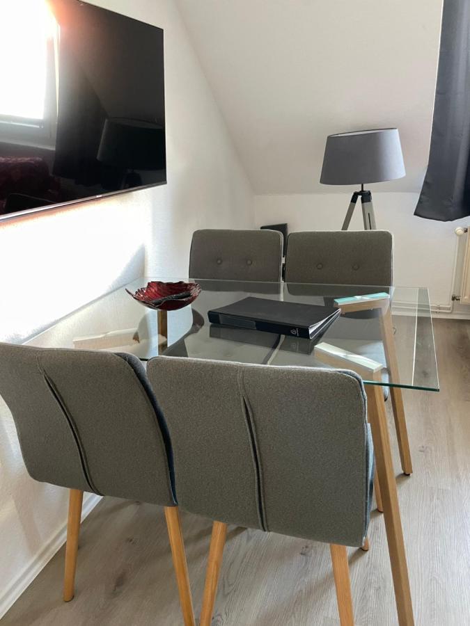 H&H Apartment Im Herzen Von Greifswald Zentral In Der Langen Reihe Bagian luar foto
