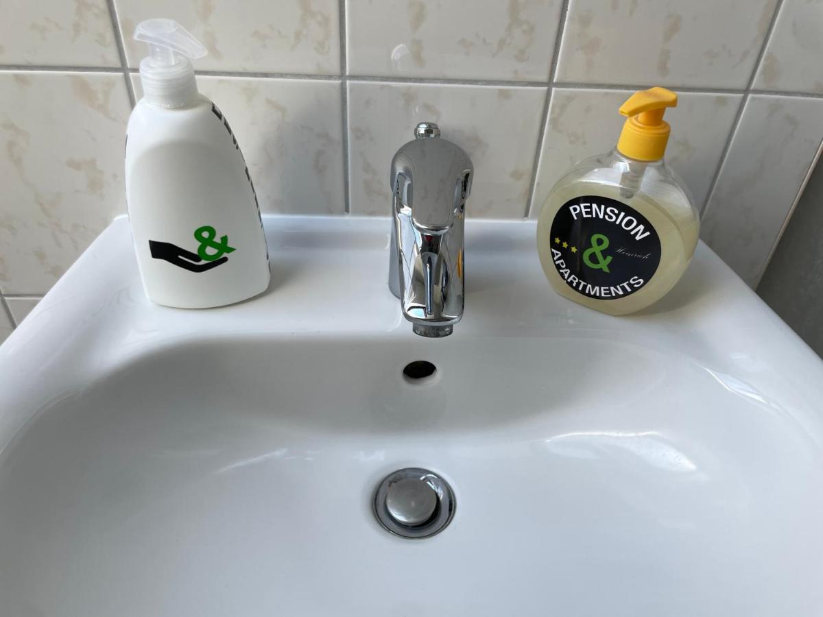 H&H Apartment Im Herzen Von Greifswald Zentral In Der Langen Reihe Bagian luar foto