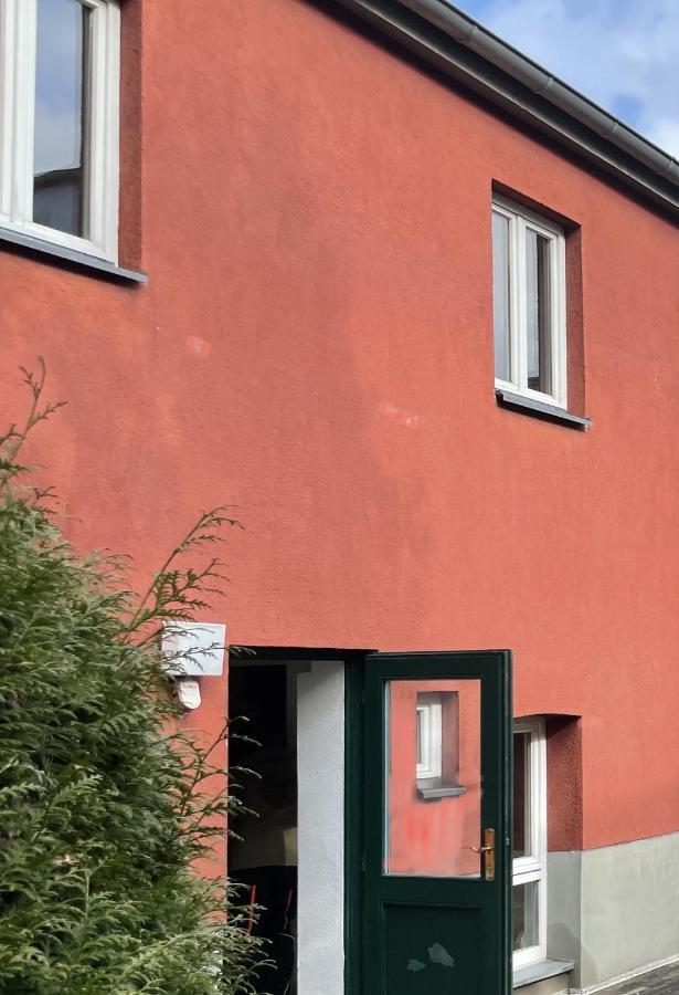 H&H Apartment Im Herzen Von Greifswald Zentral In Der Langen Reihe Bagian luar foto