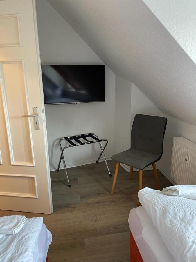 H&H Apartment Im Herzen Von Greifswald Zentral In Der Langen Reihe Bagian luar foto