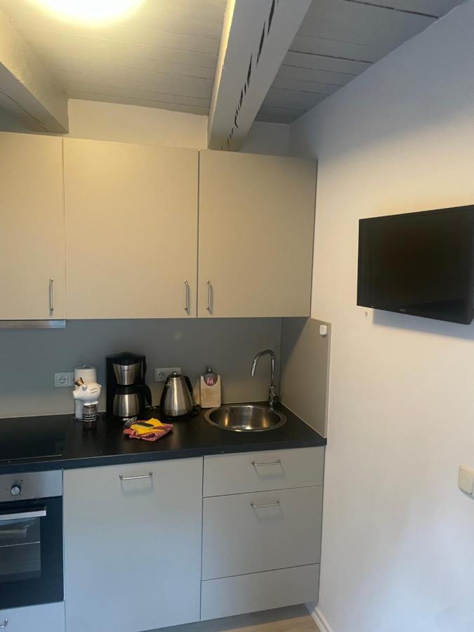 H&H Apartment Im Herzen Von Greifswald Zentral In Der Langen Reihe Bagian luar foto