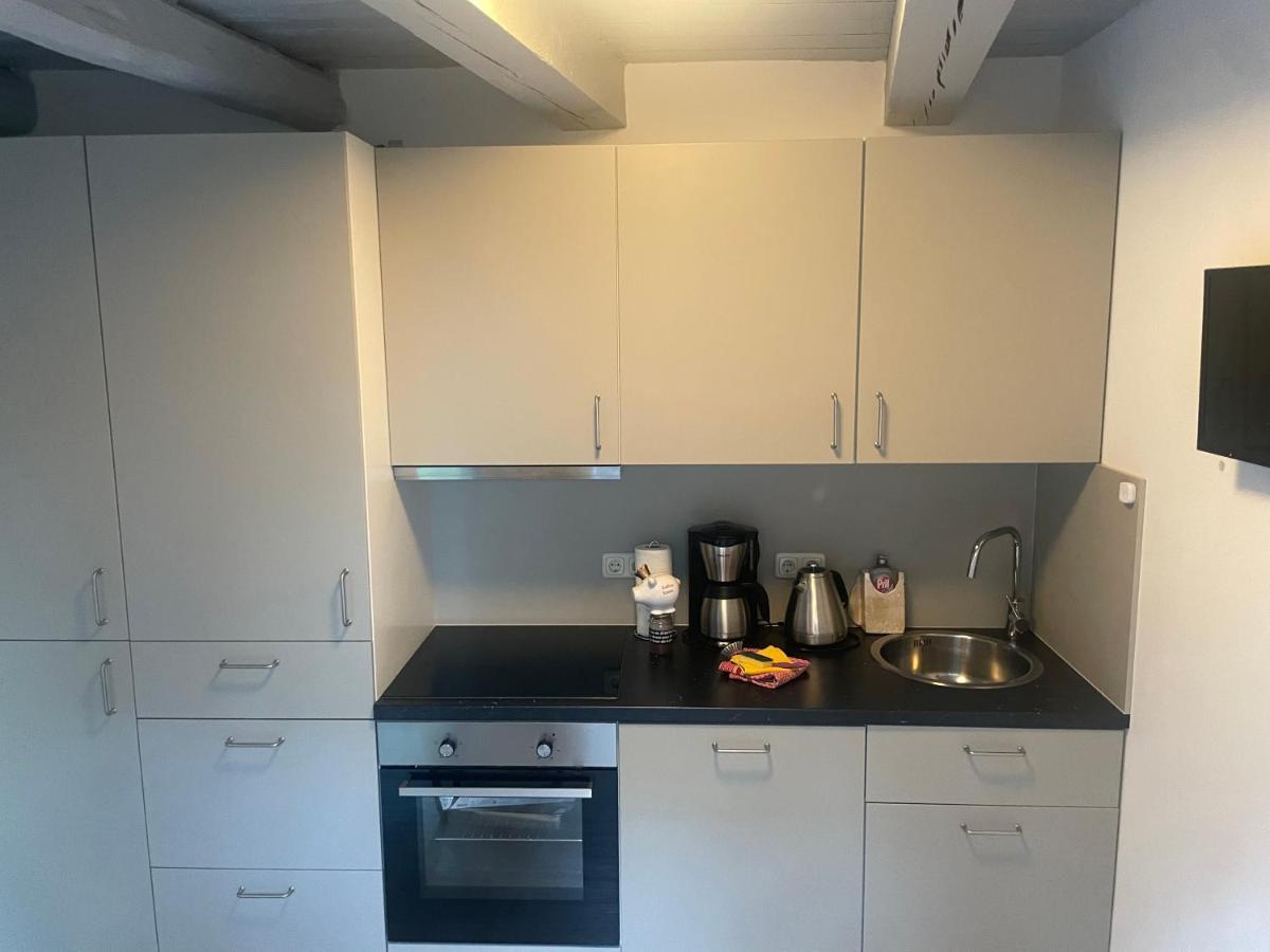H&H Apartment Im Herzen Von Greifswald Zentral In Der Langen Reihe Bagian luar foto