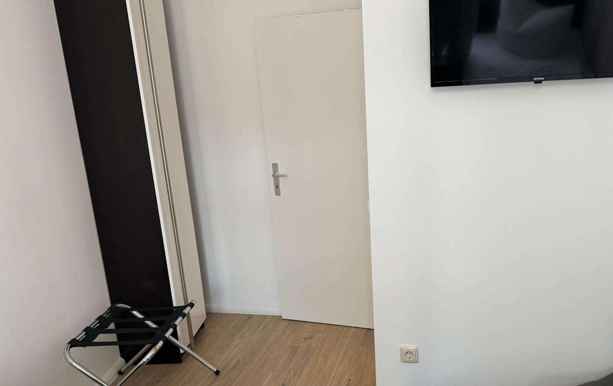 H&H Apartment Im Herzen Von Greifswald Zentral In Der Langen Reihe Bagian luar foto