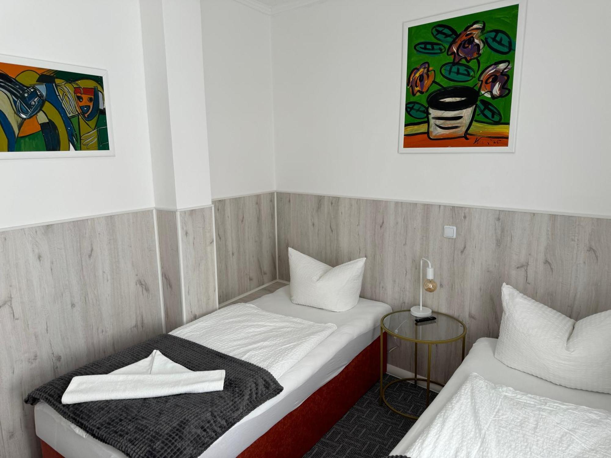 H&H Apartment Im Herzen Von Greifswald Zentral In Der Langen Reihe Bagian luar foto